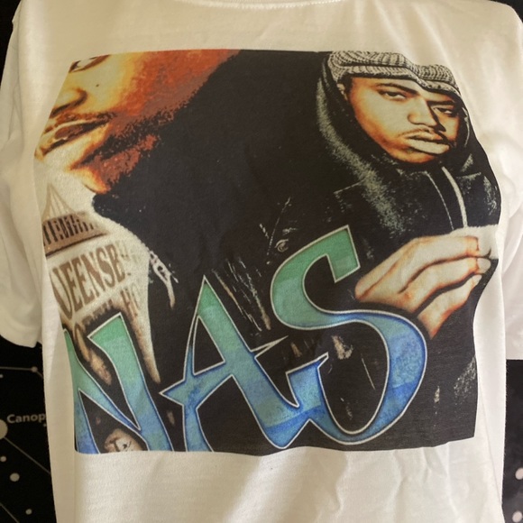 NAS graphic tee. 🌍 - Picture 4 of 4